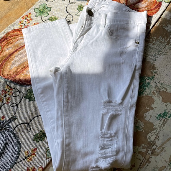 FRAME WHITE DENIM JEANS WOMEN WHITE DISTRESSED HEMMED 25 SHREDDED HOLES - Picture 5 of 14